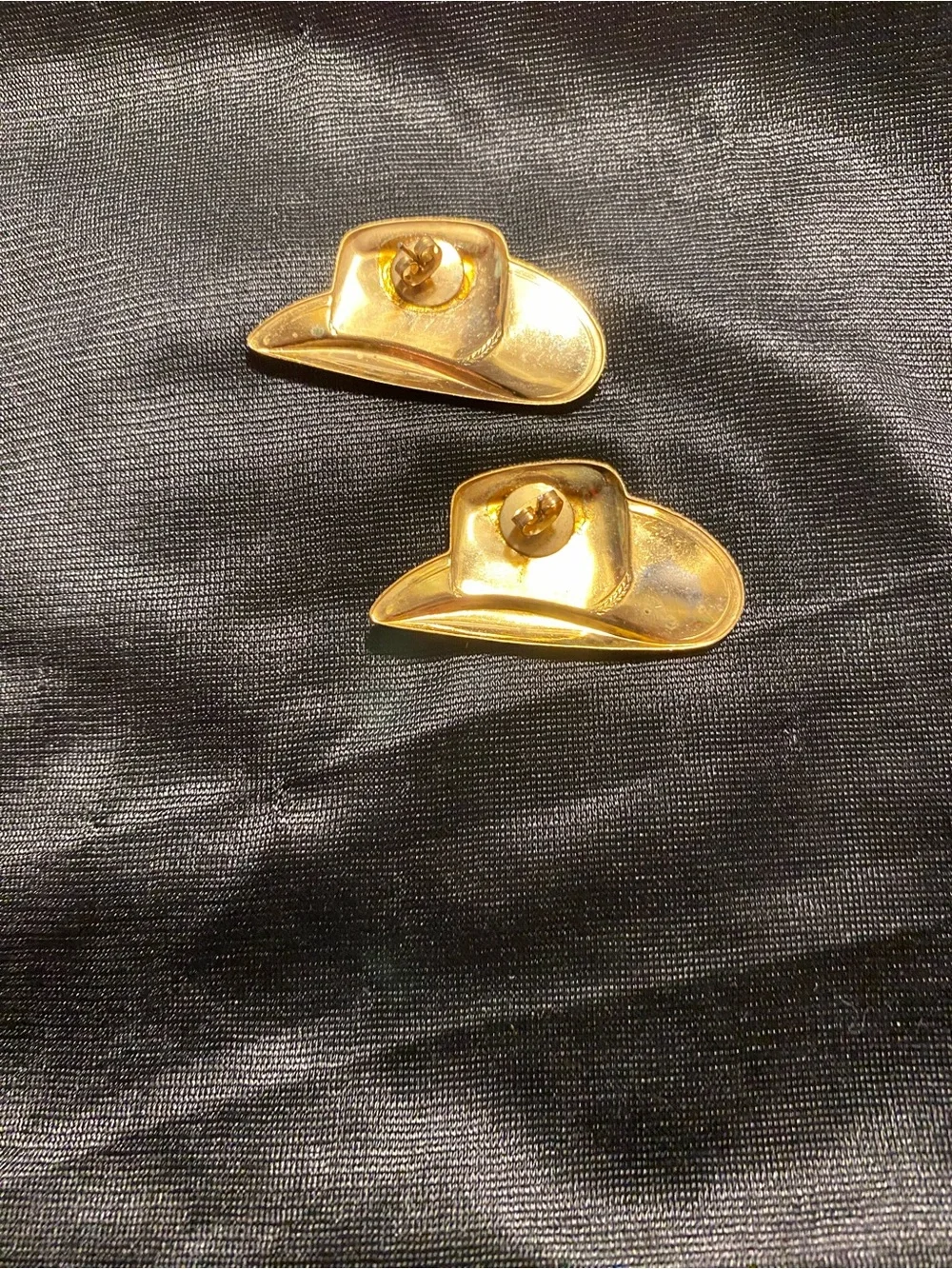 N/A stylish gold